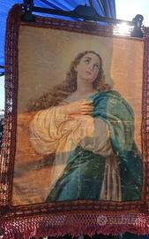 Antico Arazzo con la Madonna