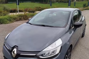 Renault Clio 1.5 dci Moschino Intens 90cv