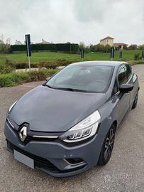 Renault Clio 1.5 dci Moschino Intens 90cv