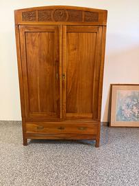 Armadio fatto a mano