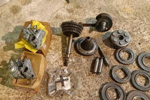 piccolo lotto ricambi piaggio vespa modello px 125