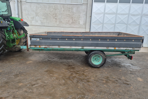 Rimorchio agricolo