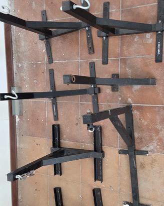 gancio da parete per sacco da boxe