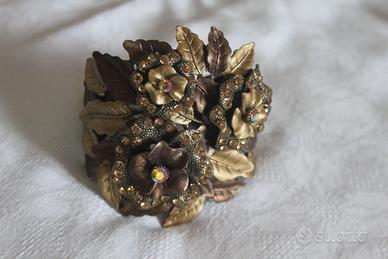 Braccialetto alto color ottone brunito con strass