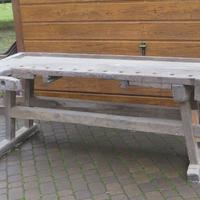 Antico banco da falegname bancone