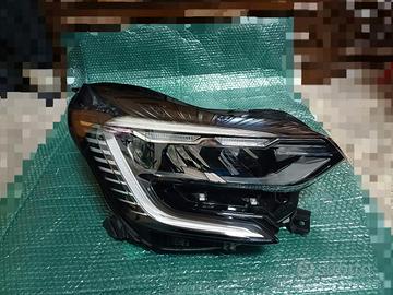 Faro dx Renault Captur 2019 in poi come nuovo orig