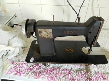 Macchina da cucire Necchi