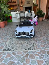 Auto elettrica bambino/a come nuova