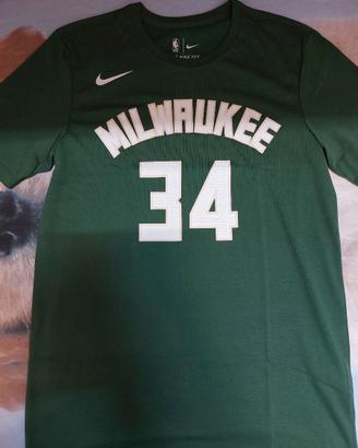 Milwakee Bucks