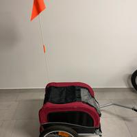 Carrellino per cani da attaccare alla bici