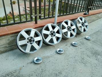 CERCHI IN LEGA 17 AUDI VW 7,5J ET45 5x112