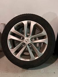 Nissan Juke 215 55 R17