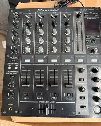 Mixer Pioneer Djm 700 black
