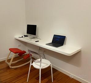 Scrivania lunga il legno laccato