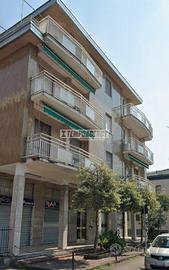 LABORATORIO DI 163 MQ CON POSSIBILITA DI CAMBIO D