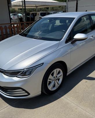 Volkswagen Golf 8 2.0 TDI 116cv SCR Style 2021