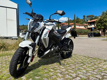 Benelli 125 Keeway