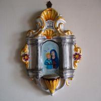 Acquasantiera in ceramica