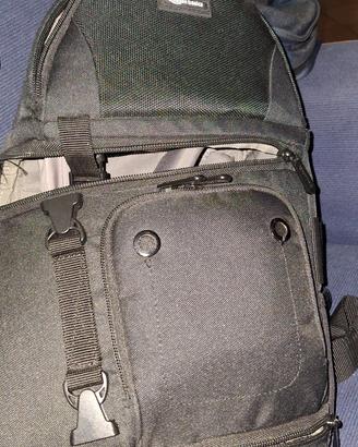 Borsa per fotocamera Amazon Basic