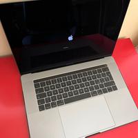 MacBook pro 15 touch bar (2016/17)