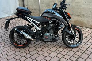 Ktm duke 2020