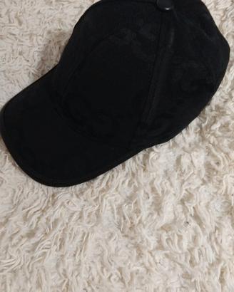 cappellino gucci