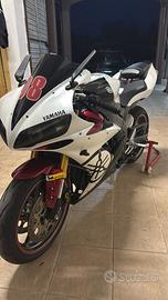 Yamaha Yzf r1 2 propietari 27 mila chilometri