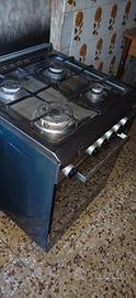 cucina a gas usata poco