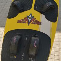 Tavola windsurf slalom race F2