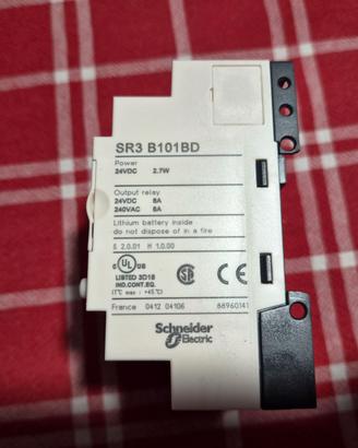 PLC Zelio Logic Telemecanique SR3 PACKBD