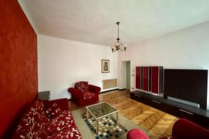 APPARTAMENTO MONOCAMERA AL PIANO TERRA - BASSE ...