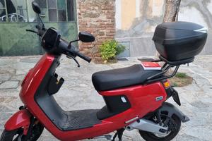 Niu MQI + sport