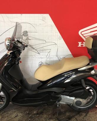 Piaggio Beverly 250 Tourer