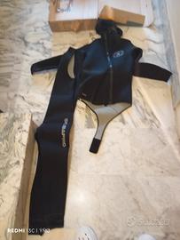 muta 5 mm Scubapro usata una sola volta 3 misura 