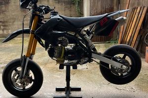 Pit bike Bucci F4 160cc pista