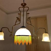 Lampadario stile liberty