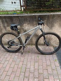 MTB 29  specialized rockhopper 2021 tg M