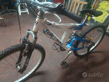 bicicletta Mountain bike 24"