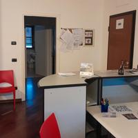 Elegante ufficio per studio legale / medico