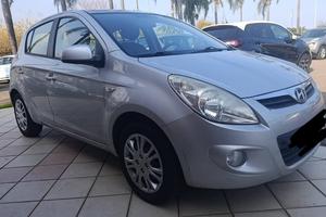 Hyundai i20 1.2 benzina GPL