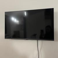 TV 32 pollici + supporto muro