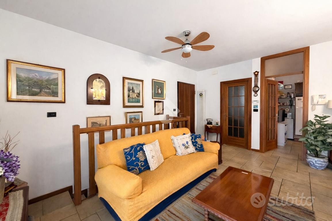 3 LOCALI A SELVAZZANO DENTRO - Vista 3