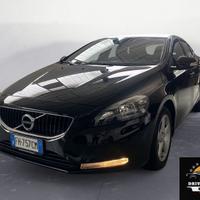 Volvo V40 D2 Geartronic R-Design Momentum