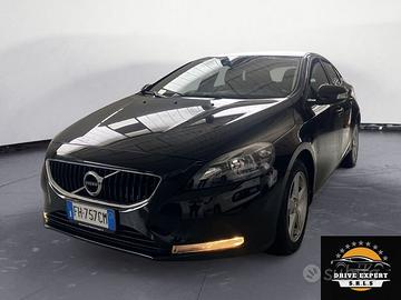 Volvo V40 D2 Geartronic R-Design Momentum