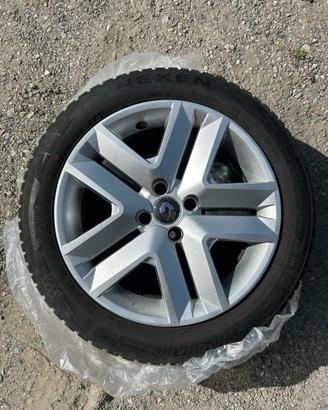 Set pneumatici invernali Nexen 195/55 R16 + cerchi