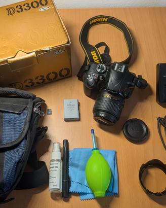 Nikon D3300 + Obiettivo 18-55mm PARI AL NUOVO + Ac