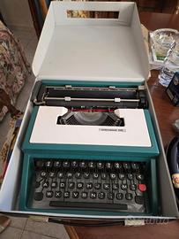 Macchina da scrivere Underwood 315 con custodia