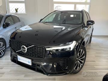 Volvo XC60 B4 (d) AWD automatico Ultimate Dark