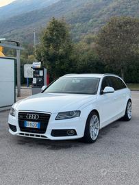Audi A4 3.0 V6 manuale