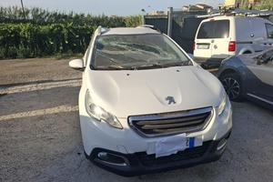PEUGEOT 2008 BLUE EURO6 SINISTRATA POCO DANNO